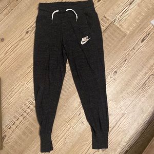 Nike joggers